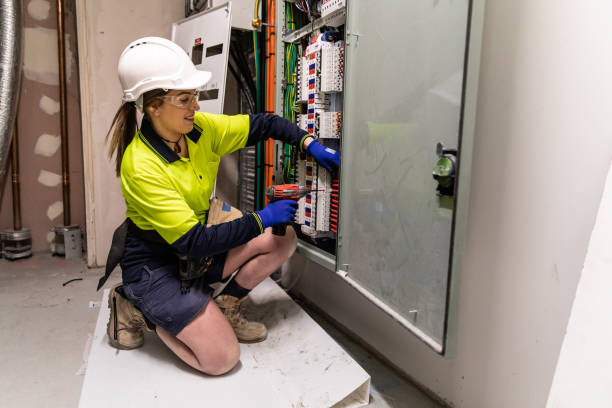Best Affordable Emergency Electrician  in Baraboo, WI